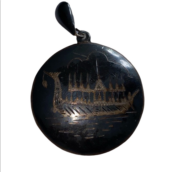 Vintage Siam Sterling Silver Pendant - Picture 1 of 3